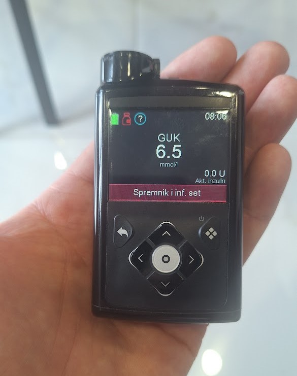 Grupna fotografija članova Udruženja USK na Danima dijabetesa